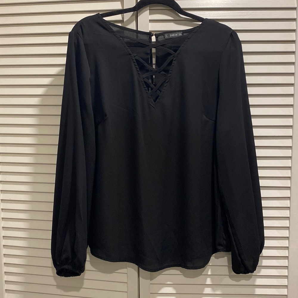 Black long Sleeve Top with Keyhole Neck